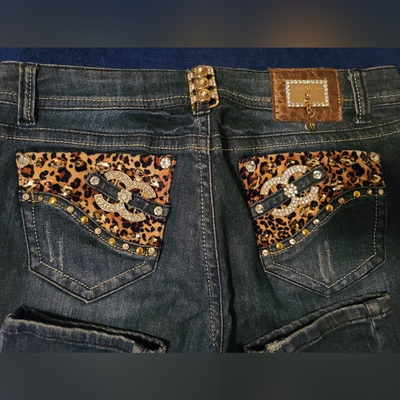 Jeans - Picture 11 of 12